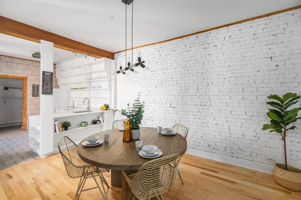 몬트리올 Chic Mile-End 3Br Getaway - Free Parking, Sleeps 8 아파트 외부 사진