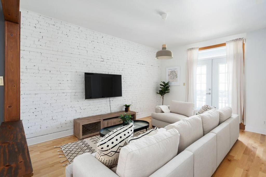 몬트리올 Chic Mile-End 3Br Getaway - Free Parking, Sleeps 8 아파트 외부 사진